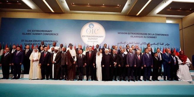 İslam Zirvesi Konferansı'nda liderler aile fotoğrafı çektirdi