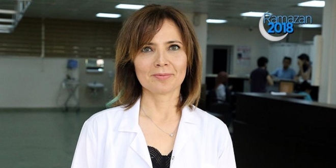 'Bir kişilik oruç tutup 3 kişilik yemeyin'
