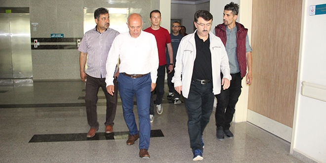 Ba�kan, kurtard��� �ocu�u hastanede ziyaret etti