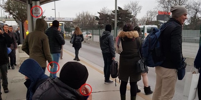 Metrobüs duraklarında sigara içenler 'Yeşil Dedektör'e yakalanacak