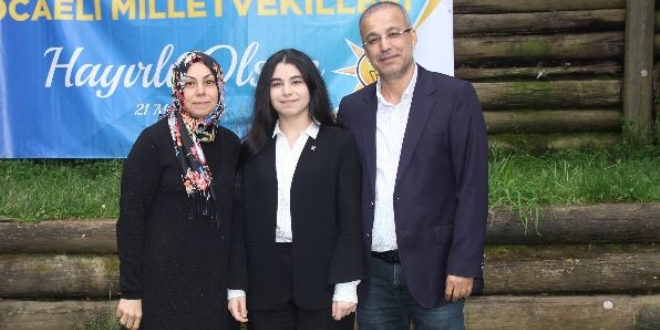 Trkiye'nin en gen milletvekili aday ilk kez konutu