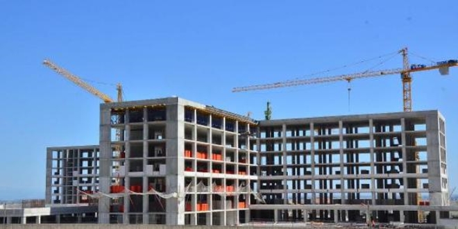 Adana'ya iki yeni hastane geliyor