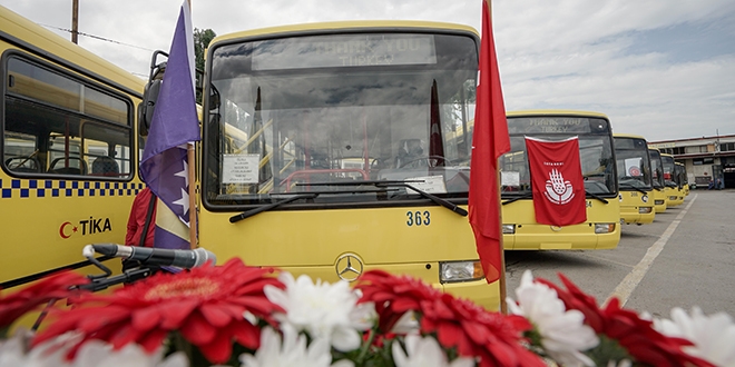 İstanbul'dan Saraybosna'ya otobüs yardımı