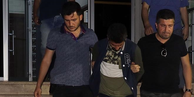 Polisin dikkati ya�l� kad�n�n 60 bin liras�n� kurtard�