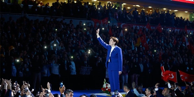 İYİ Parti'den ikinci istifa da geldi