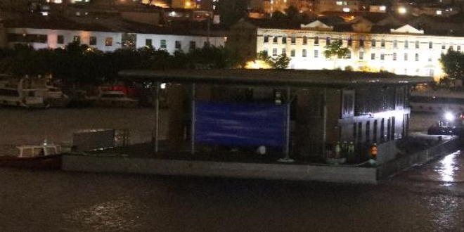 Karaköy yeni yüzer iskelesine kavuştu