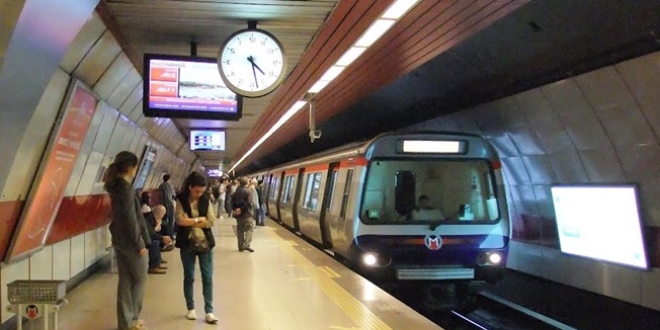 Erdoan, stanbul'a yaplacak yeni 14 metro hattn aklad