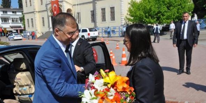 Sinop Vali Şakalar, görevine başladı