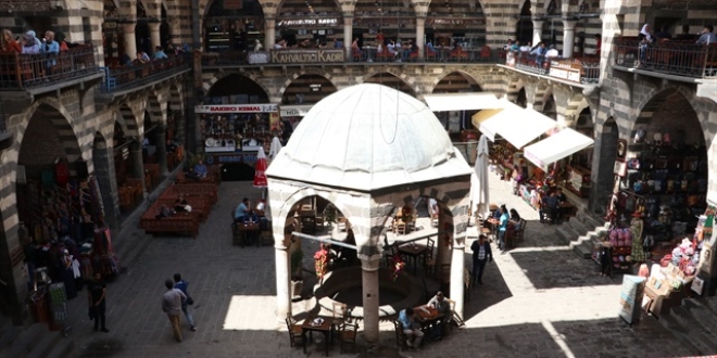 Diyarbak�r'da turizmde y�zde 72 art��