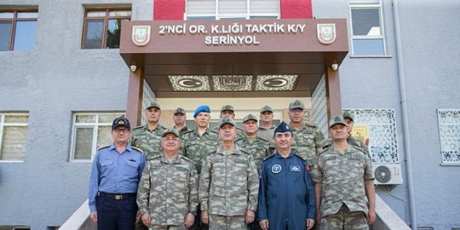 Orgeneral Akar Hatay'da denetlemelerde bulundu