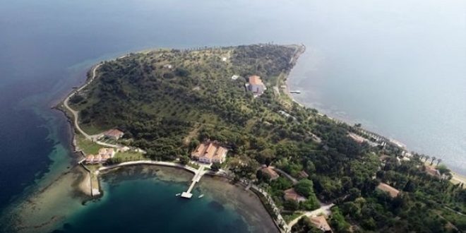 Karantina Adası'nda 2 önemli proje