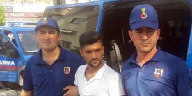Aranan PKK'lı, Kuşadası'nda yakalandı