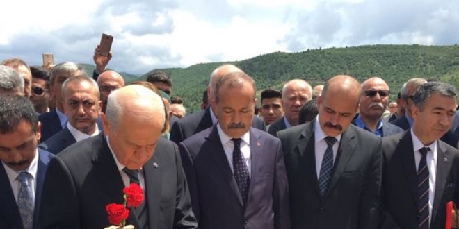 Bahçeli seçim maratonuna doğa molası verdi