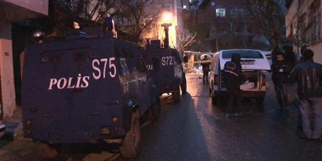 Meydan muharebesi gibi kavga: 2'si polis 15 yaralı