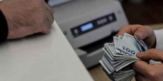 Memurlar, Haziran maaşının erken ödenmesini istiyor