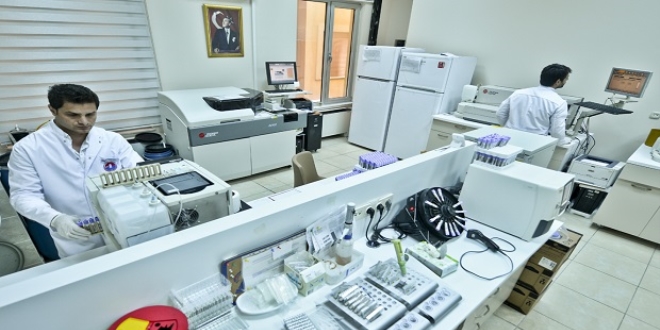 Ak Parti'den İnce'ye cevap... Sağlık hizmeti zaten ücretsiz
