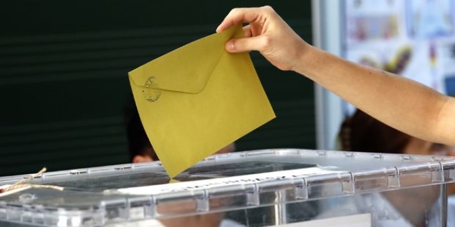 Siyasi partiler vaatlerde vatandaşın cebine odaklandı