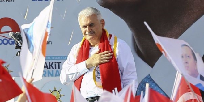 Başbakan, Şırnak Belediyesini ziyaret etti