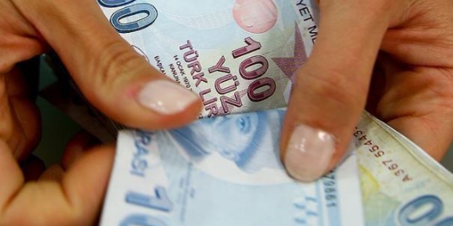 Suriyelilerden Türk lirasına destek