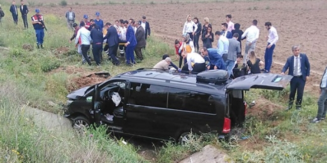 Y Partililer, Ankara yolunda kaza geirdi: 7 yaral