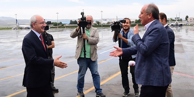 K�l��daro�lu ve �nce havaliman�nda kar��la�t�