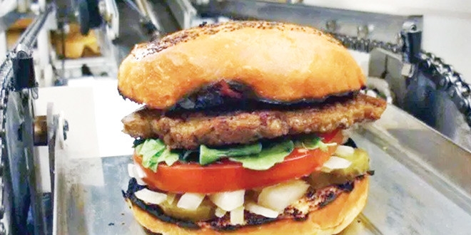 Robotlar i�imizi elimizden alamaz protestosunda ilk isyan