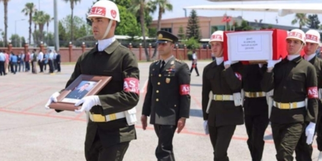 Şehit Uzman Çavuş Uluçay son yolculuğuna uğurlandı