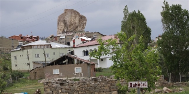 Görenler bir kez daha bakıyor!