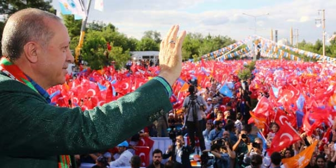 Erdoğan müjdeyi açıkladı... Hızlı tren geliyor