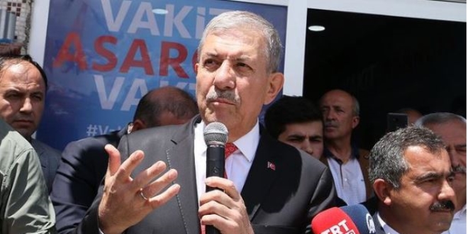 'Pratisyen hekimlerden zorunlu hizmeti kaldıracağız'