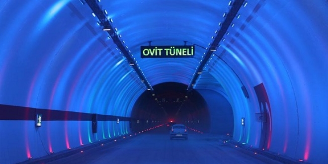 Ovit T�neli a��l��a haz�r