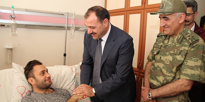 Vali Kaldrm, yaral Mehmetii ziyaret etti
