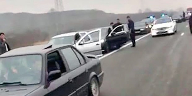 Belçika'da otobanda 'misket' oynayan Türklere ceza kesildi