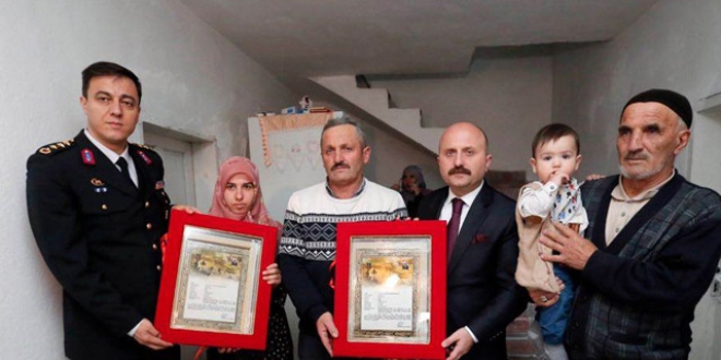 Şehidin ailesine şehadet beratı verildi