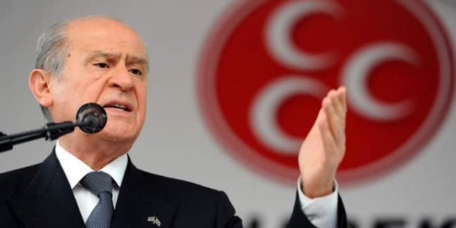 'Kırmızı çizgisi olmayan gafilin aday olması bile züldür'