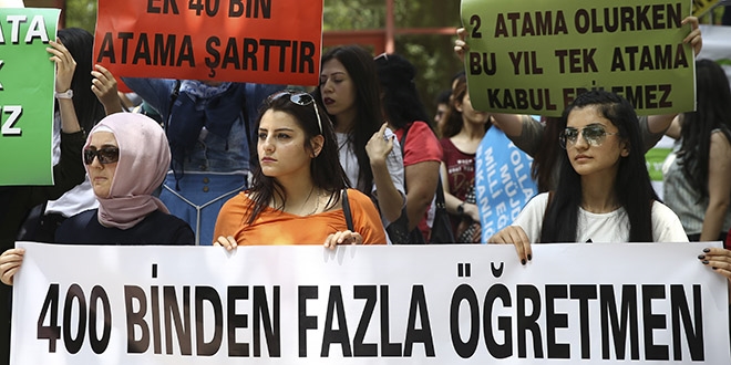 'Öğretmen açığı, atama bekleyen öğretmenlerle kapatılmalı'