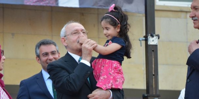 Kılıçdaroğlu: Hiçbir çocuk yatağa aç girmeyecek