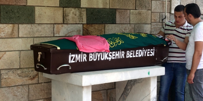 İzmir'de doğum yapan kadın hayatını kaybetti