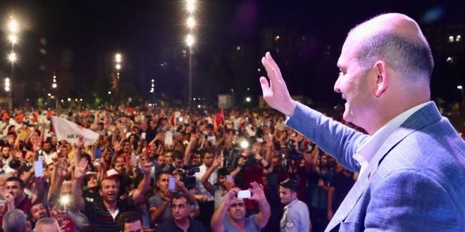 Soylu: 3 kelimeyi bir araya getirip konu�amayacaks�n