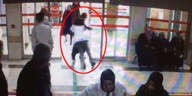 Hasta küfretti doktor saldırdı
