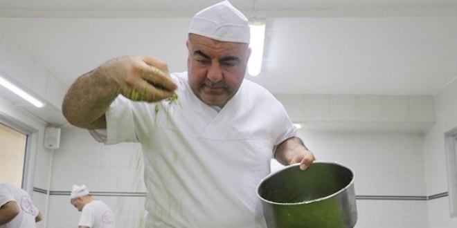 Gazinatepli baklavac�lar� bayram tela�� sard�