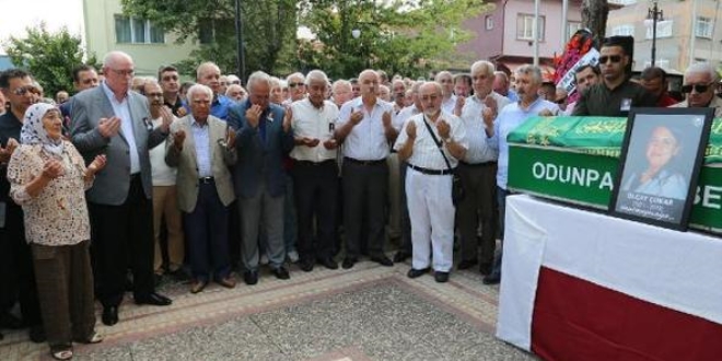 Belediye başkan yardımcısı son yolculuğuna uğurlandı
