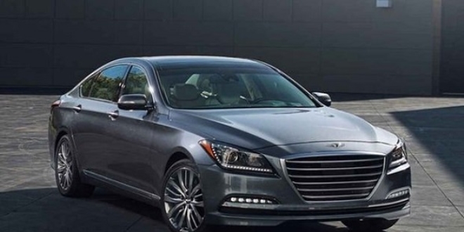 Nihat Zeybekci'nin yeni makam aracı Hyundai Genesis