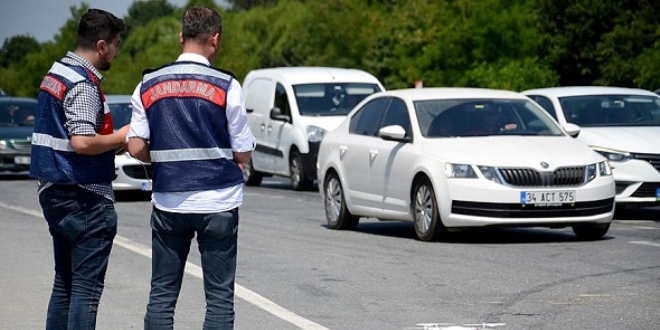 Jandarmadan 'drone'lu trafik uygulaması