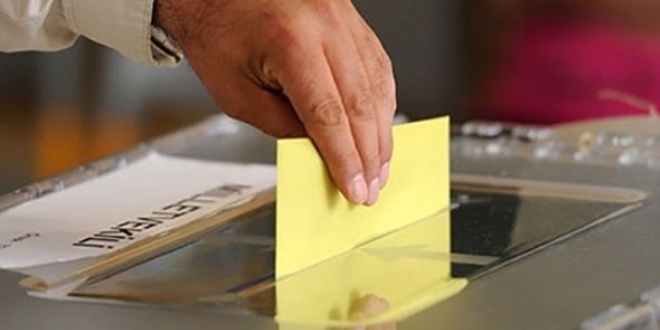 svire'deki Trkler oy kullanmaya balad