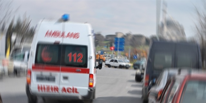 Yozgat'ta otomobil devrildi: 1 l, 3 yaral