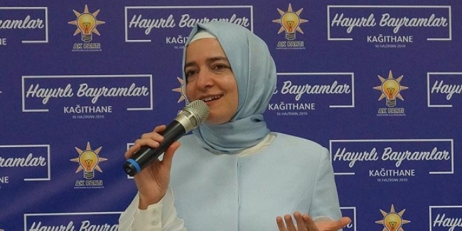Bakan Kaya: AK Parti olarak hep gençlerin yanında olduk