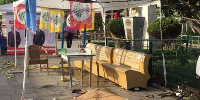 Büyükada'da HDP standında kavga: 1 kişi tutuklandı