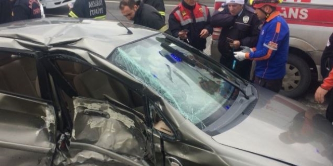 �orum'da iki otomobil �arp��t�: 4'� �ocuk 9 yaral�