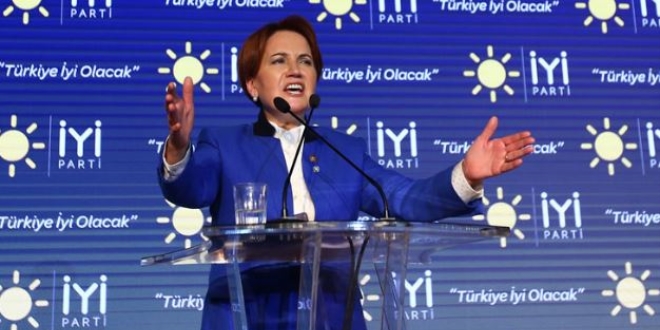 Akşener: Öğretmenler'deki performans kalkacak
